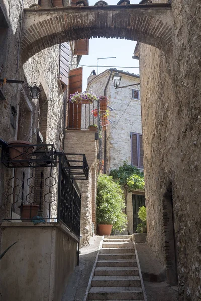 Исторический город Лугнано в Теверине (Умбрия, Италия) ) — стоковое фото