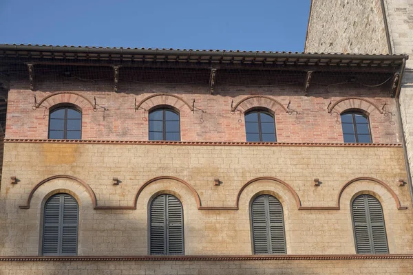 Det stora torget i Todi, Umbrien — Stockfoto