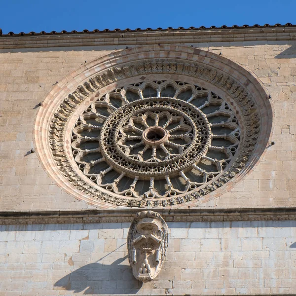 A praça principal de Todi, Umbria, Duomo — Fotografia de Stock