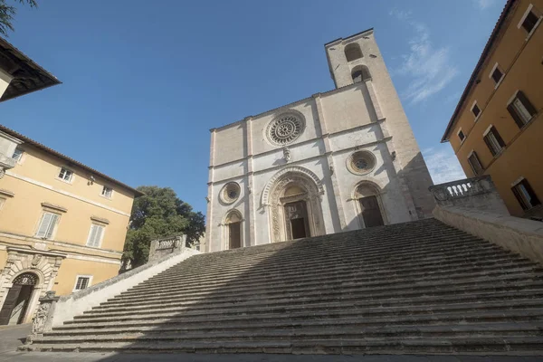 Het belangrijkste plein van Todi, Umbrië, Duomo — Stockfoto