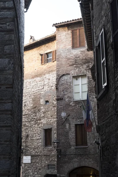 Oude straat van Todi, Umbrië — Stockfoto