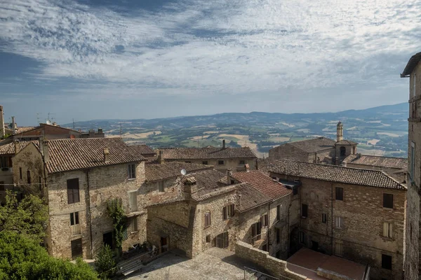 Weergave van Todi, in Umbrië — Stockfoto