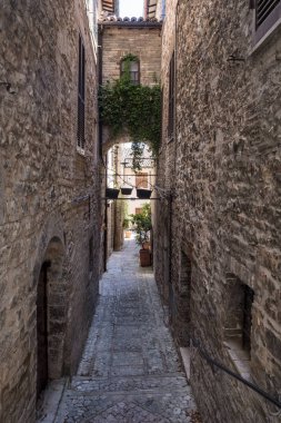 Spello, Perugia, ortaçağ şehir