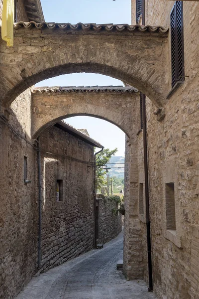 Spello, Perugia, středověké město — Stock fotografie