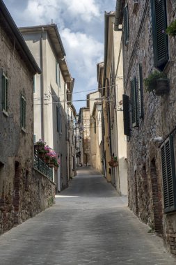 Trequanda, Siena, eski köy