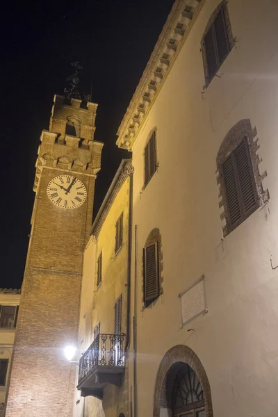 Aciano, Siena, v noci — Stock fotografie
