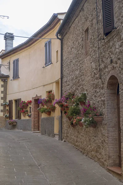 Trequanda, Siena, pueblo antiguo —  Fotos de Stock