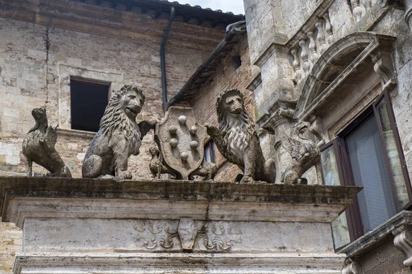 Montepulciano, Siena, Italia: edifici storici — Foto Stock