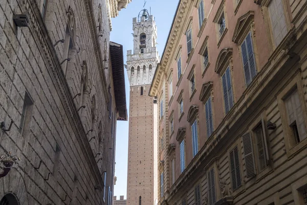 Siena, italien: historische gebäude — Stockfoto