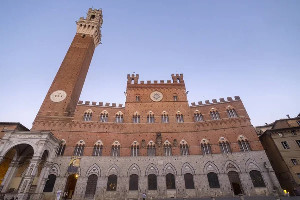 Siena, italien: piazza del campo — Stockfoto