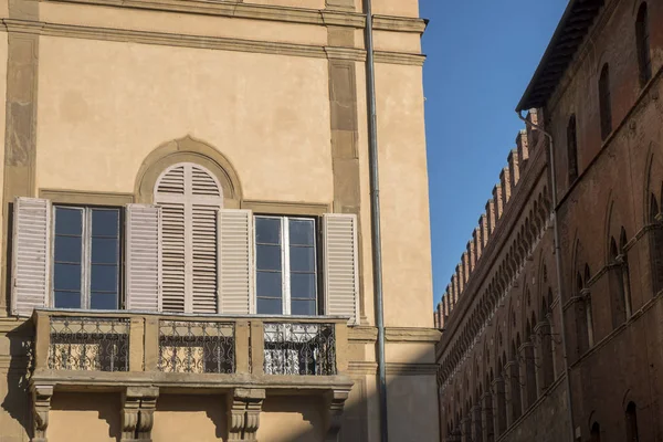 Siena, Itálie: historické budovy — Stock fotografie