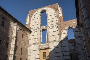 Siena, İtalya: tarihi binalar