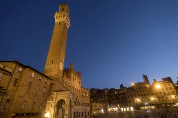 Siena, Italy, by night — Stock Photo, Image