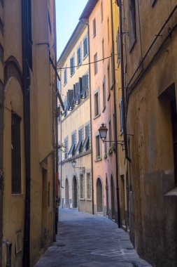 Pisa, tarihi binalar