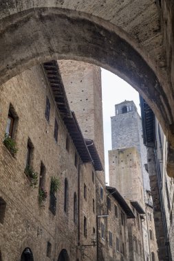 San Gimignano, Siena, sabah