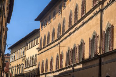 Pisa, tarihi binalar