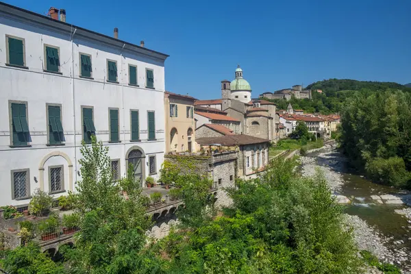 Pontremoli, historic city in Lunigiana — Stock Photo, Image