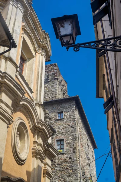 Pontremoli, historische stadt in der lunigiana — Stockfoto