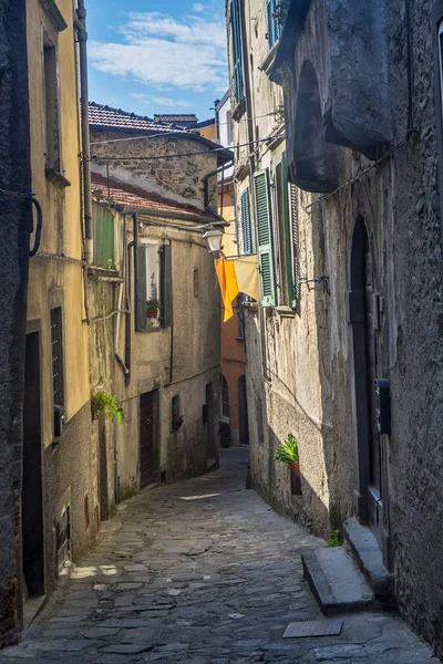 Pontremoli, zabytkowe miasto w Lunigiana — Zdjęcie stockowe