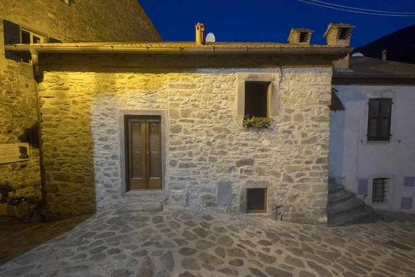 Mulazzo, aldeia velha em Lunigiana — Fotografia de Stock