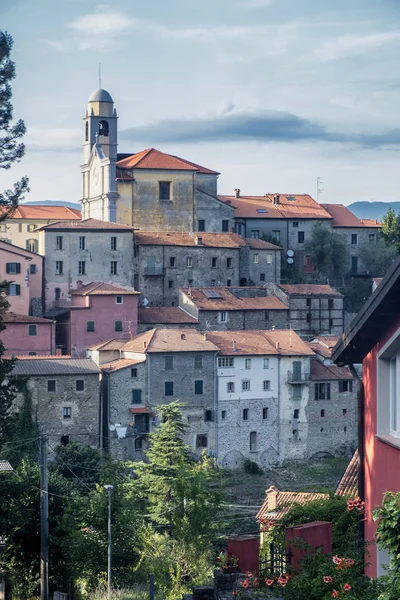 Mulazzo, old village in Lunigiana — Stock Photo, Image