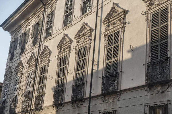 Edifício histórico em Piacenza, Italia — Fotografia de Stock