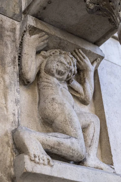 Fidenza, Парма, Италия: фасад собора — стоковое фото
