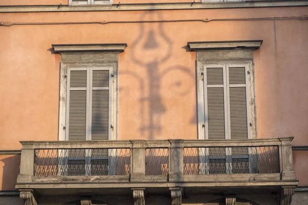 Piacenza: Piazza Cavalli, plaza principal de la ciudad — Foto de Stock