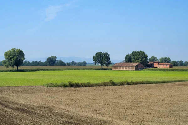 Сельский пейзаж вдоль велосипедной дорожки По — стоковое фото