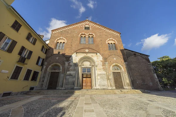 San simpliciano kirche in milan, italien — Stockfoto