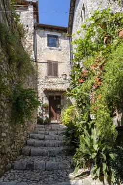 Sermoneta, Latin eyaletinin tarihi kenti.