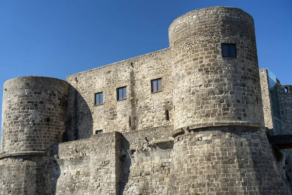 Středověký hrad Calvi, Caserta, Itálie — Stock fotografie