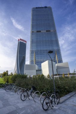 Hadid ve Isozaki Citylife, Milano'da kuleleri