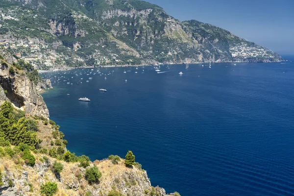 Costiera amalfitana, italien, die Küste im Sommer — Stockfoto