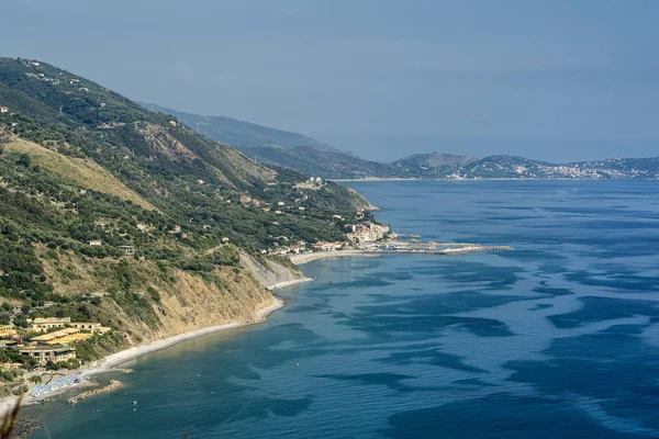 Kust bij Baia Tirrena, Salerno, Italië — Stockfoto