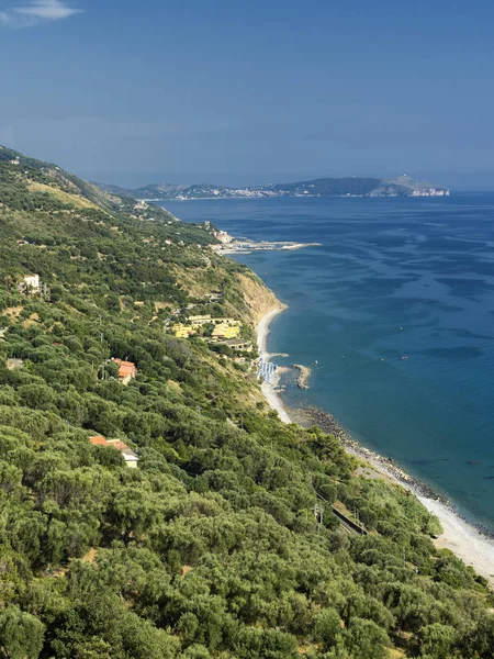 Baia Tirrena partjai, Salerno, Olaszország — Stock Fotó