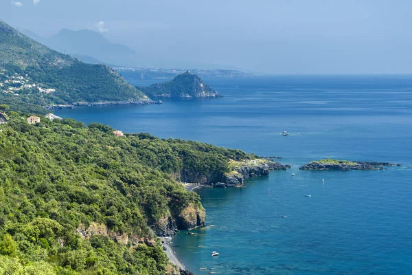 La costa de Maratea, al sur de Italia, en verano — Foto de Stock