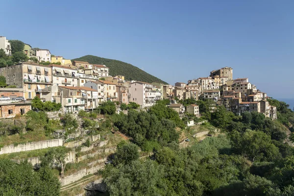 Panoramablick auf pisciotta, süditalien — Stockfoto