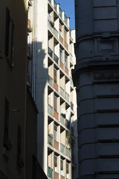 Edificio moderno en corso Sempione, Milán —  Fotos de Stock