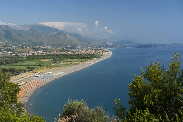 Marateas kust, södra Italien, på sommaren — Stockfoto