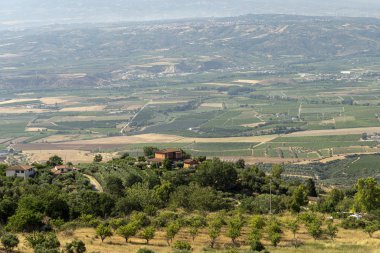 İtalya, Calabria 'da yaz manzarası, Castrovillari yakınlarında.