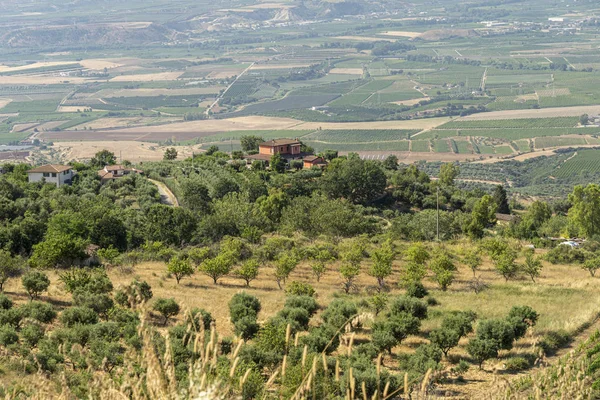 Sommerlandschaft in Kalabrien, Italien, in der Nähe von Castrovillari — Stockfoto