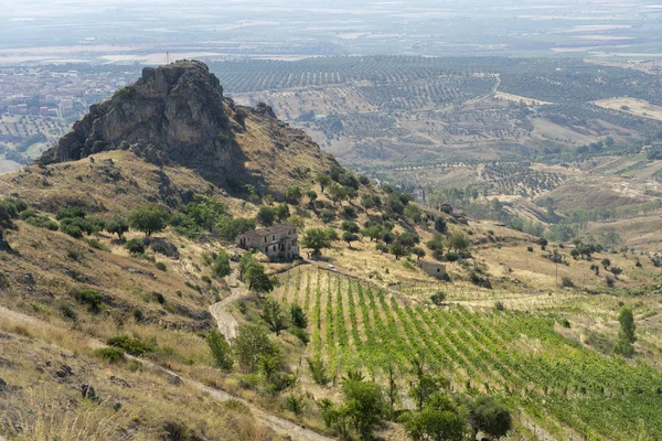 Paisagem de verão na Calábria, Itália, perto de Castrovillari — Fotografia de Stock