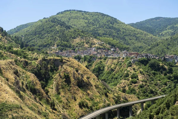 Longobucco yakınlarındaki vadi, Calabria, İtalya — Stok fotoğraf