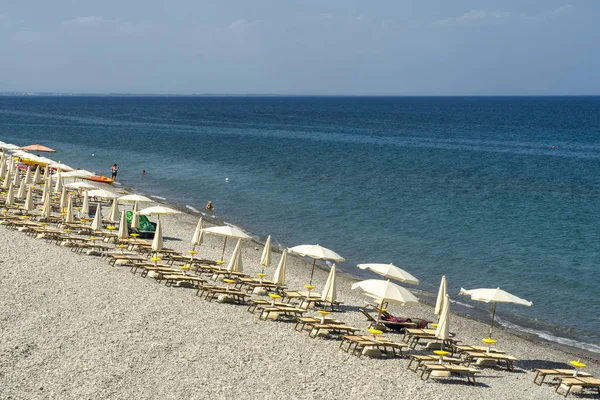 Yazın Roseto, Calabria plajı. — Stok fotoğraf