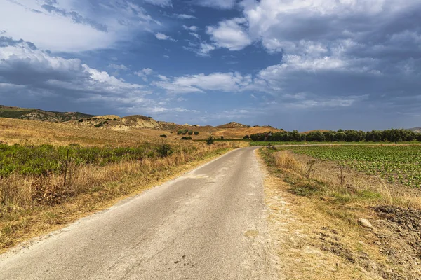 Rural landscape in Matera province at summer — Stock Photo, Image