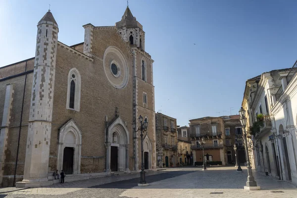 Kathedraal plein van Lucera, Apulië, Italië — Stockfoto