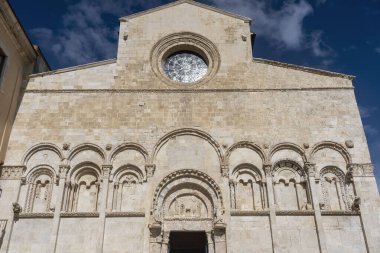Termoli, Campobasso, Molise, İtalya, ortaçağ katedralinin dışı, veya Duomo