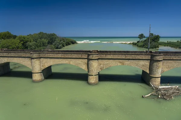 Fossacesia Chieti Abruzzo Italië Oude Brug Langs Kust — Stockfoto