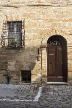 Ripatransone, Ascoli Piceno, Marches, Italy: typical street of the historic town at morning